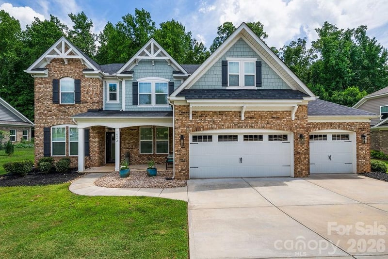 14842 Belleglade Trail, Mint Hill, NC - 4 beds, 2.5 baths, 3,225 sqft - $665,000