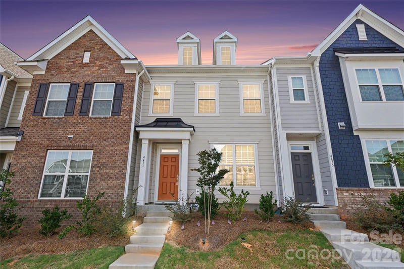 4471 Potters Wheel Drive, Fort Mill, SC - 3 beds, 2.5 baths, 1,876 sqft - $349,000