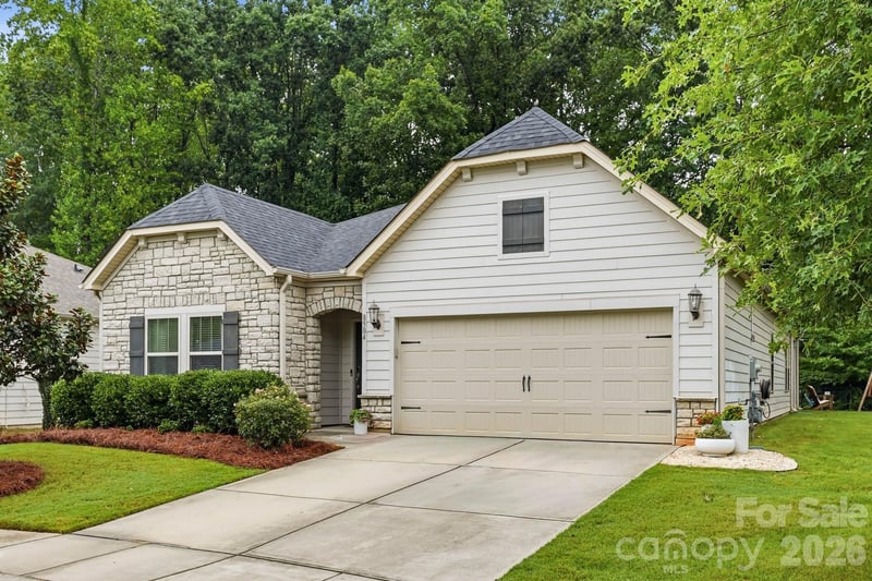 8504 Pennegrove Circle, Charlotte, NC - 3 beds, 2.5 baths, 2,105 sqft - $525,000