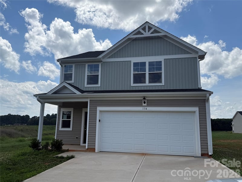 134 Peppervine Lane, Statesville, NC - 3 beds, 2.5 baths, 1,820 sqft - $284,900