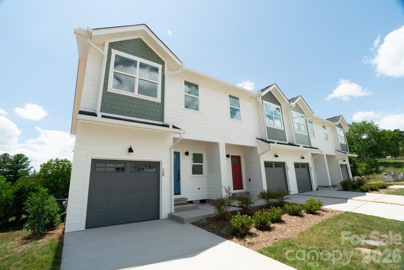 28 Brice Street Apt 14, Asheville, NC - 3 beds, 2.5 baths, 1,605 sqft - $369,900