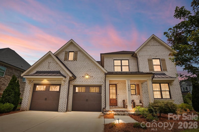 3066 Belden Drive, Fort Mill, SC - 4 beds, 3.5 baths, 3,717 sqft - $1,185,000