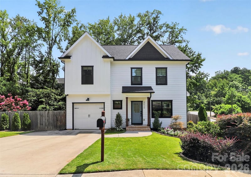 3039 Palm Avenue, Charlotte, NC - 3 beds, 2.5 baths, 1,605 sqft - $599,000