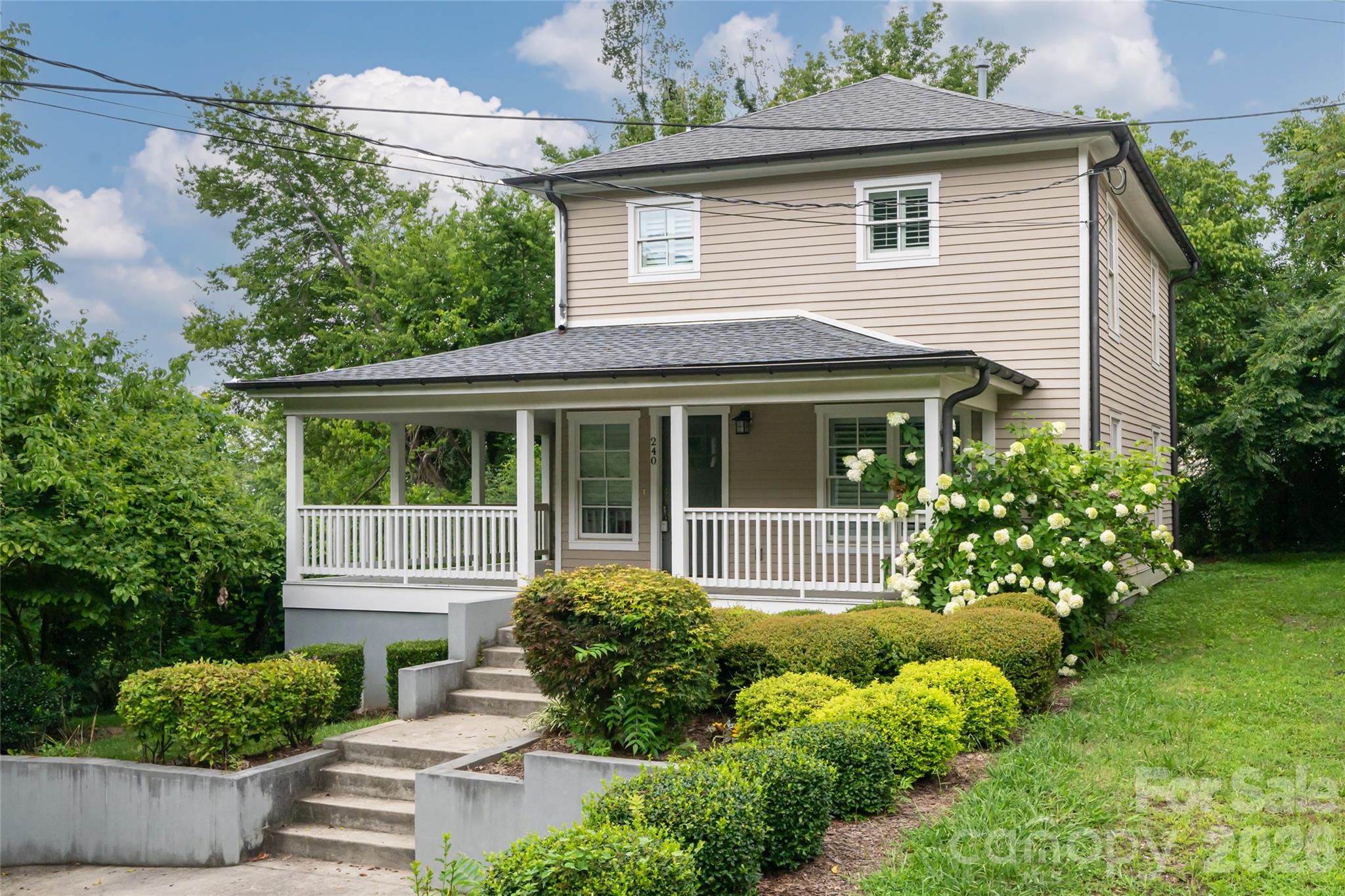 240 S Beaumont Street, Asheville, NC. property listing photo