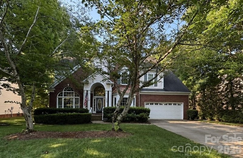 5222 Mcchesney Drive, Charlotte, NC - 4 beds, 2.5 baths, 3,364 sqft - $645,000