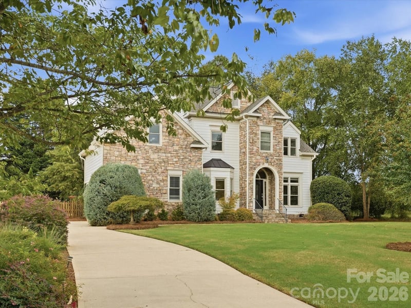 123 Topsail Place, Mooresville, NC - 3 beds, 2.5 baths, 2,802 sqft - $774,000