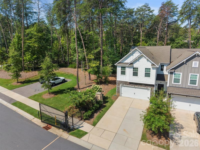 1115 Streamside Lane, York, SC - 3 beds, 2.5 baths, 2,241 sqft - $365,000