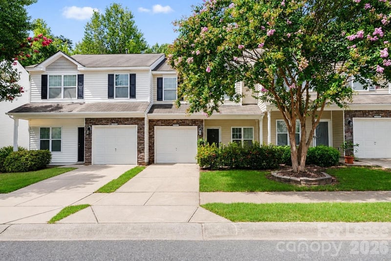 13983 Singleleaf Lane, Charlotte, NC - 3 beds, 2.5 baths - $1,925