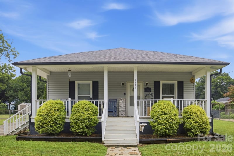 2412 Jackson Street, Belmont, NC - 2 beds, 1 bath, 1,092 sqft - $269,900