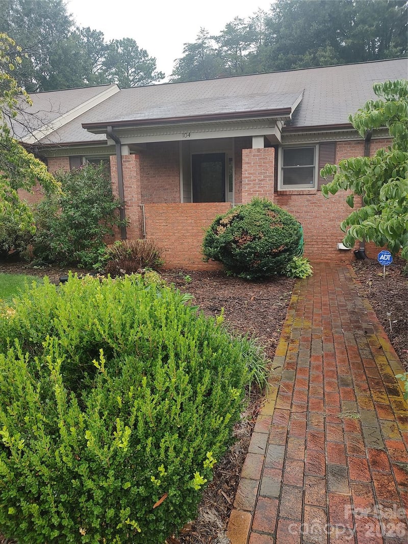 104 Swaim Court, Salisbury, NC - 2 beds, 2 baths, 1,224 sqft - $200,000