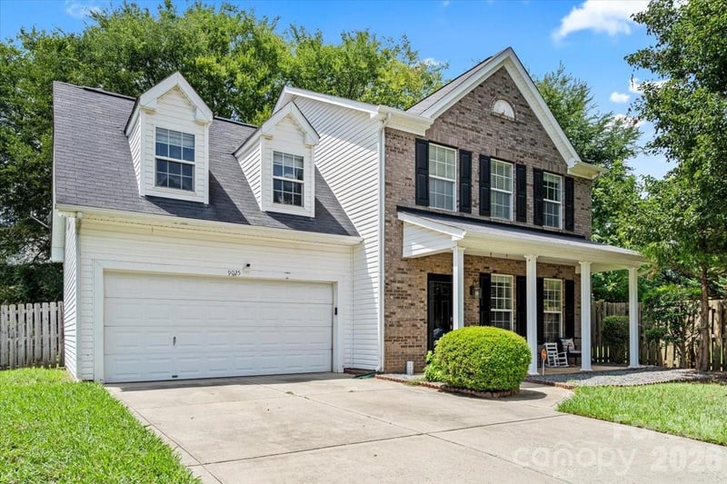 9025 Davis Crossing Court, Charlotte, NC - 3 beds, 2.5 baths, 1,835 sqft - $374,900