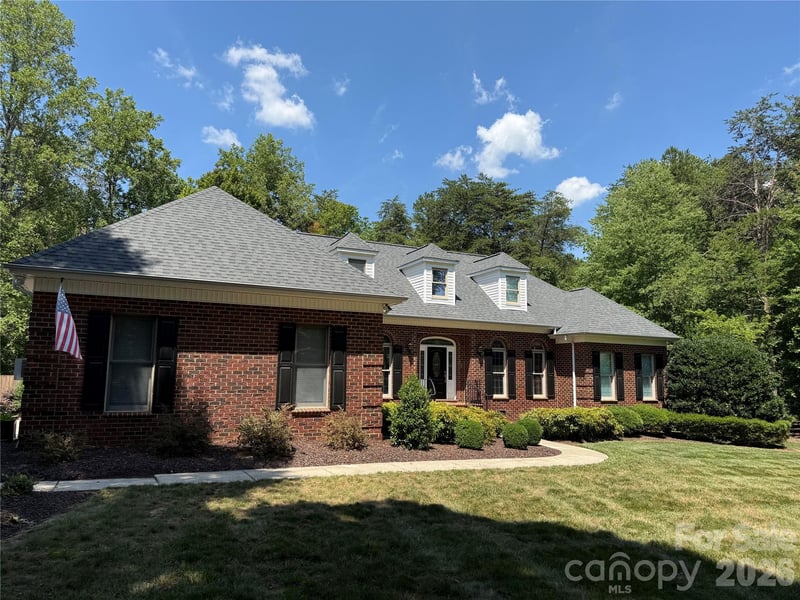 241 Tawny Bark Drive, Mooresville, NC - 4 beds, 2.5 baths, 3,130 sqft - $799,000