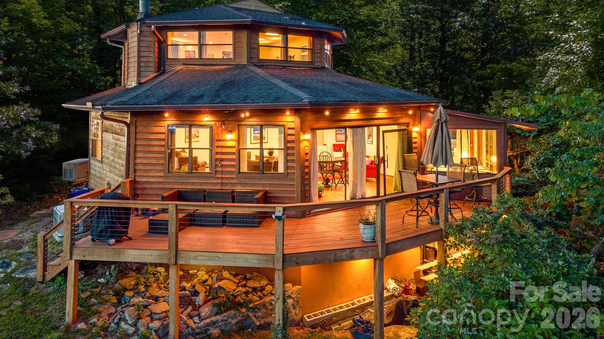 169 Viking Trail, Hendersonville, NC. property listing photo