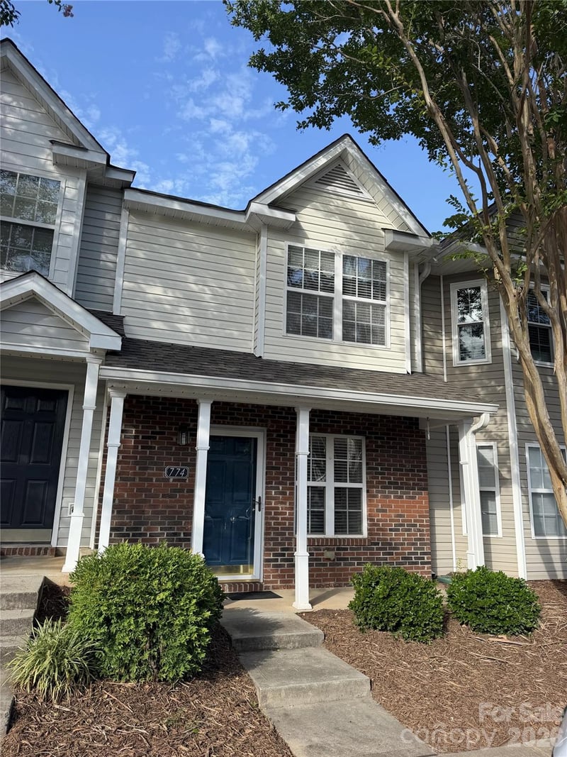 774 Rock Lake Glen, Fort Mill, SC - 2 beds, 2.5 baths, 1,096 sqft - $225,000