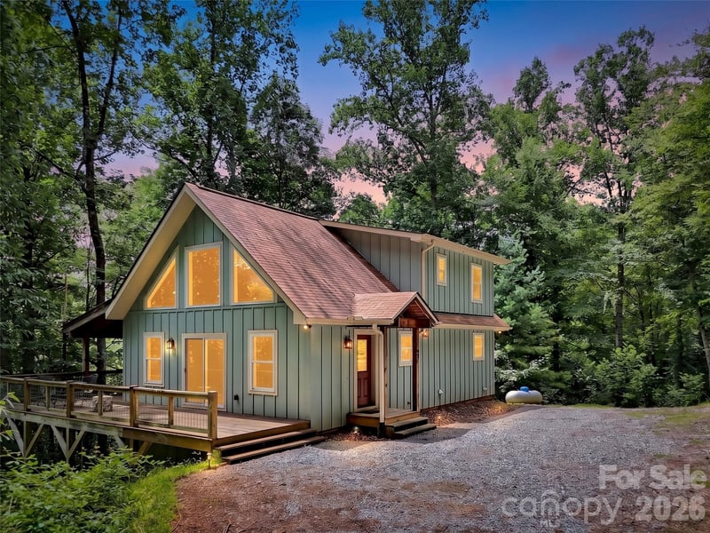291 Incline Drive Drive, Sylva, NC - 2 beds, 3.5 baths, 2,432 sqft - $950,000