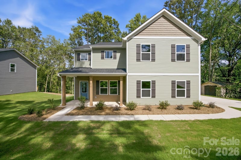312 North Street, Dallas, NC - 4 beds, 3 baths, 2,492 sqft - $443,000