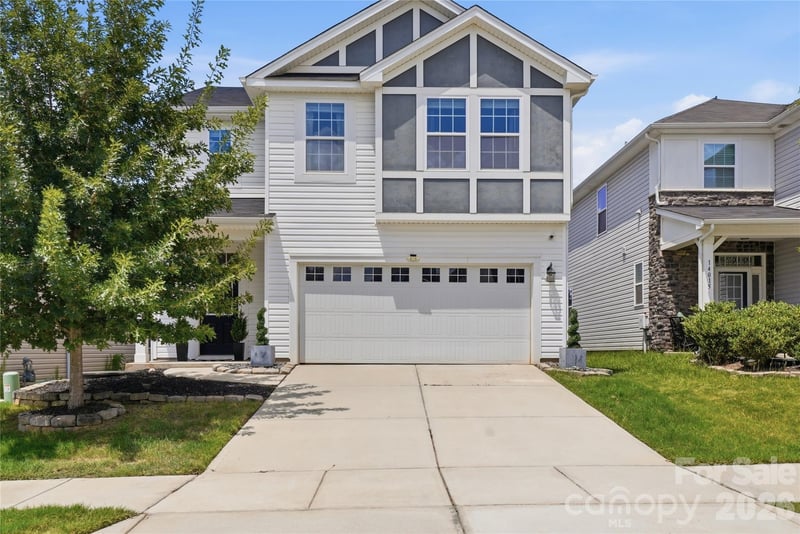14011 Ridgewater Way, Charlotte, NC - 3 beds, 2.5 baths, 2,839 sqft - $500,000