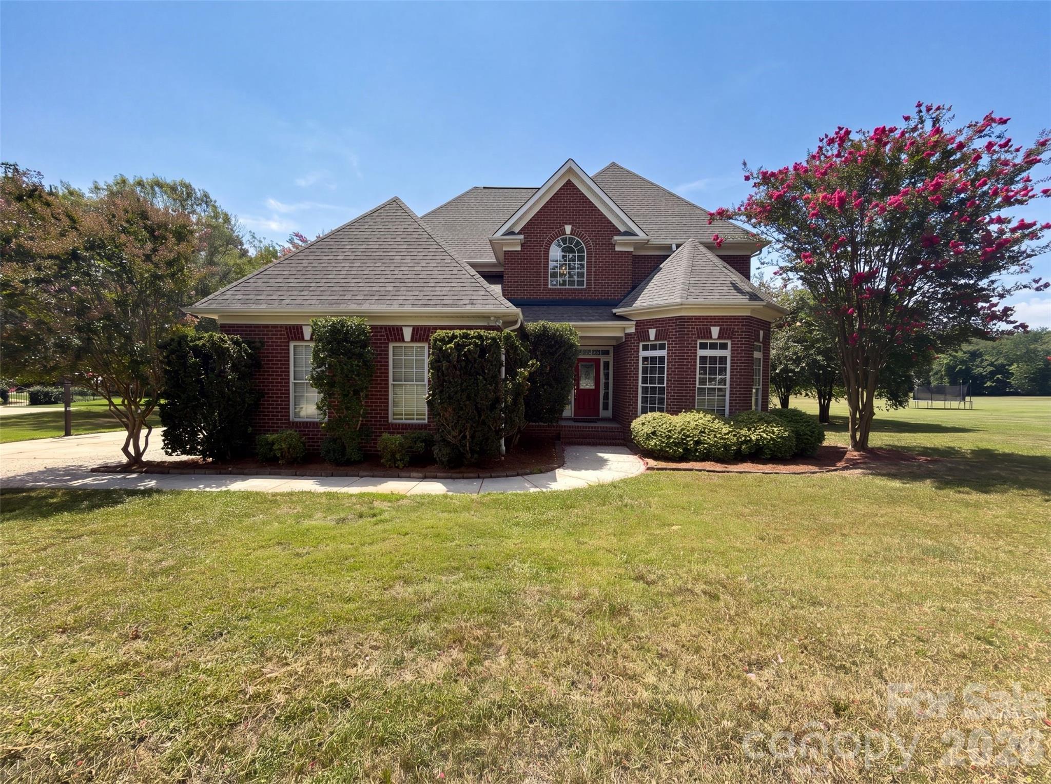 9721 Arlington Oaks Drive, Charlotte, NC. property listing photo