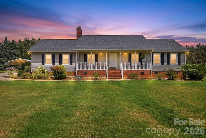 918 Tirzah Road, York, SC - 3 beds, 2 baths, 1,708 sqft - $420,000