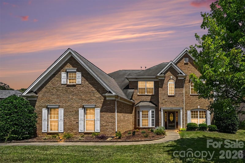 503 Geary Street NW, Concord, NC - 5 beds, 3 baths, 3,063 sqft - $675,000