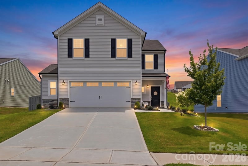 170 Batten Ridge Drive, Statesville, NC - 3 beds, 2.5 baths, 1,991 sqft - $385,000