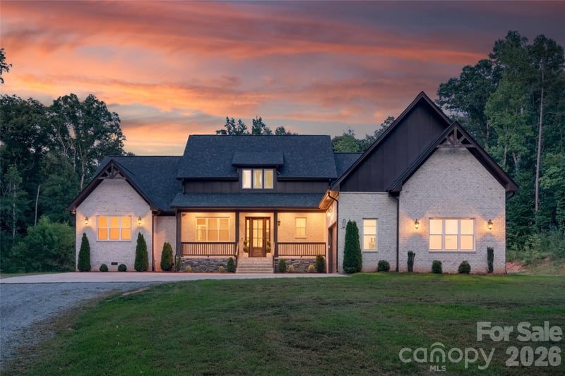 9401 Deer Run Road, Waxhaw, NC - 6 beds, 3.5 baths, 4,047 sqft - $1,150,000