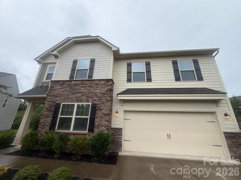 16846 Cozy Cove Road, Charlotte, NC - 4 beds, 2.5 baths, 2,500 sqft - $509,900