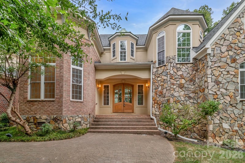 3248 The Knoll Lane, Lancaster, SC - 4 beds, 5 baths, 3,735 sqft - $1,200,000