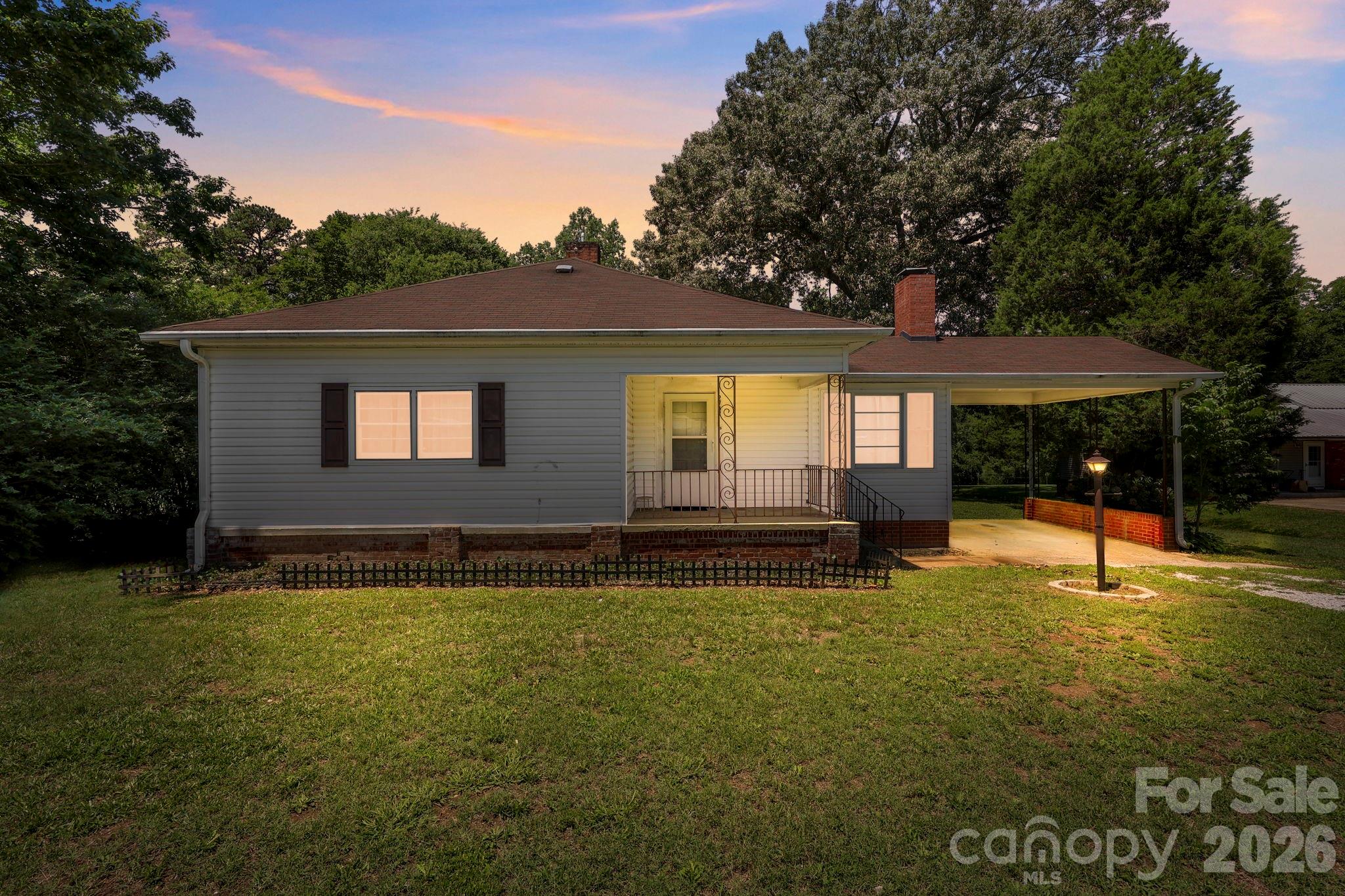 2747 Old Mocksville Road, Salisbury, NC. property listing photo