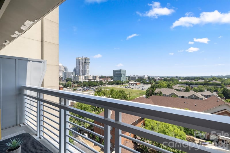 505 E 6th Street Apt 915, Charlotte, NC - 1 bed, 1 bath, 580 sqft - $239,000