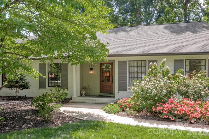 339 Wingrave Drive, Charlotte, NC - 3 beds, 2 baths, 2,448 sqft - $1,200,000