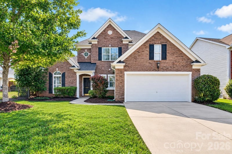 15611 Prescott Hill Avenue, Charlotte, NC - 5 beds, 2.5 baths, 2,582 sqft - $765,000