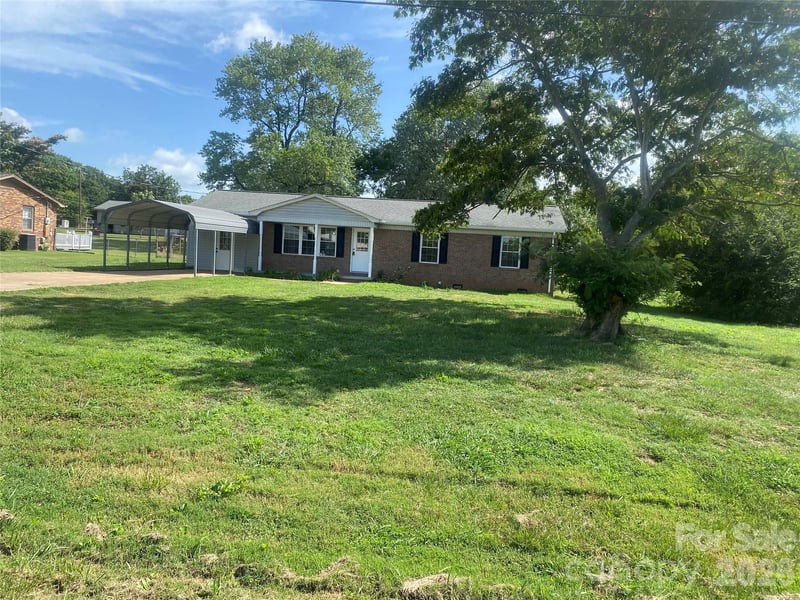 2503 Taylor Road, Shelby, NC - 3 beds, 2 baths, 1,425 sqft - $279,900