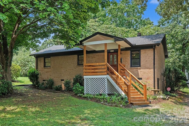 5315 Ruth Drive, Charlotte, NC - 3 beds, 2.5 baths, 1,035 sqft - $555,000