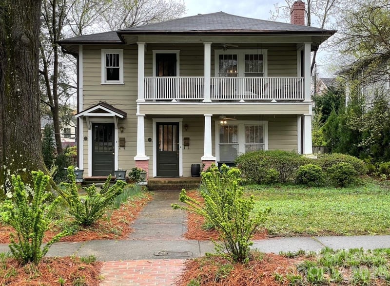 218 Circle Avenue Apt 218, Charlotte, NC - 2 beds, 1 bath, 1,204 sqft - $2,195