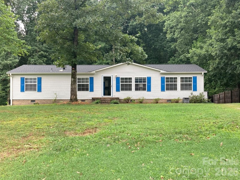 450 Willow Oaks Drive Apt 91, China Grove, NC - 3 beds, 2 baths, 1,625 sqft - $255,000