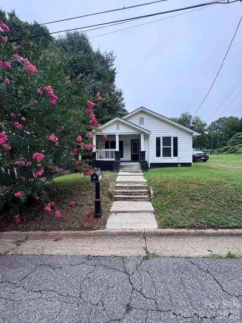 512 S Gray Street, Gastonia, NC - 2 beds, 1 bath, 977 sqft - $199,900