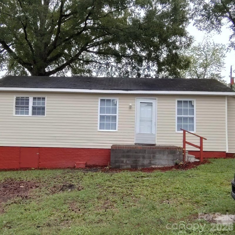 1205 Brookdale Street, Kannapolis, NC - 1 bed, 1 bath, 552 sqft - $138,500