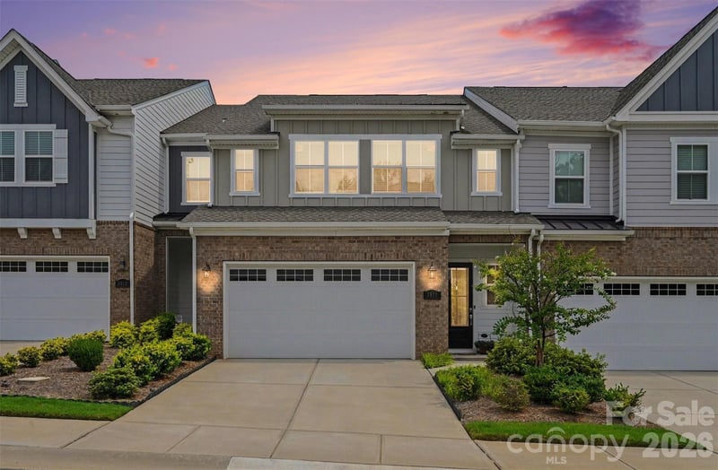 3019 Wittering Drive, Charlotte, NC - 3 beds, 2.5 baths, 2,489 sqft - $625,000
