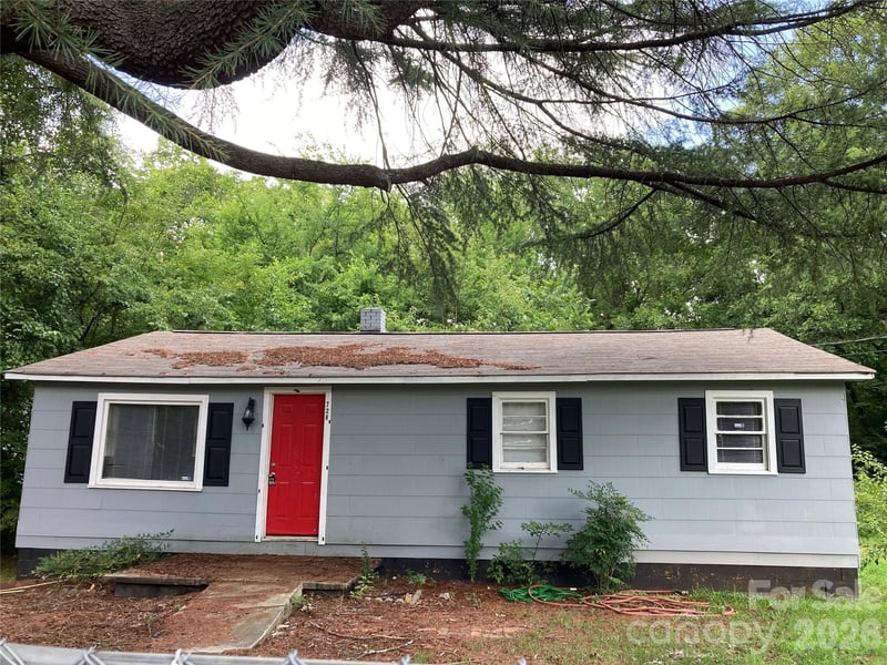 726 Grace Street, Salisbury, NC - 3 beds, 2 baths, 950 sqft - $170,000
