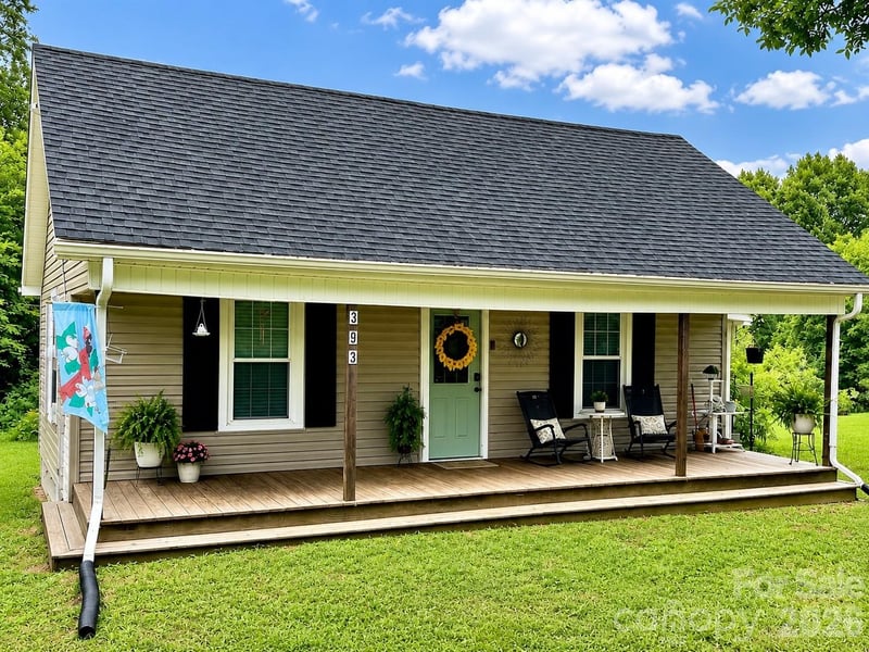 393 Mountain View Drive, Morganton, NC - 2 beds, 2 baths, 1,096 sqft - $205,000