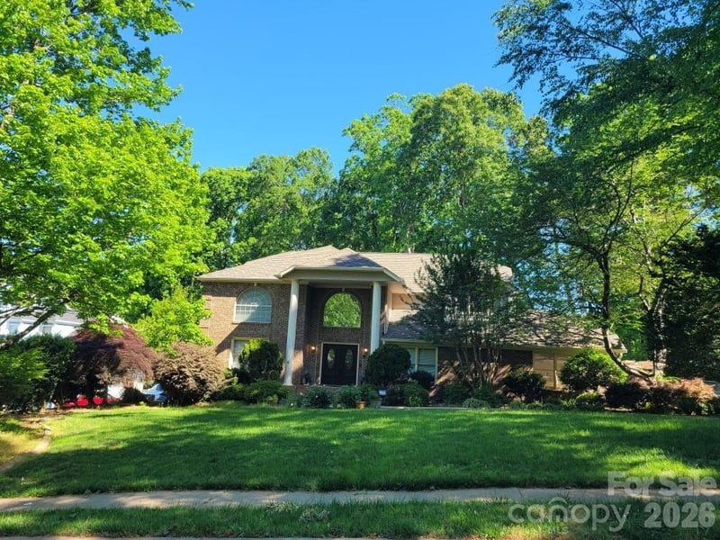 8909 Abberley Court, Huntersville, NC - 4 beds, 2.5 baths, 3,634 sqft - $800,000
