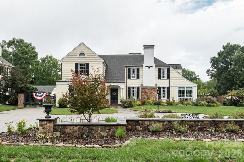 236 Confederate Avenue, Salisbury, NC - 5 beds, 5 baths, 4,959 sqft - $1,999,995