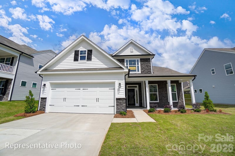 1068 Tradition Club Street, York, SC - 4 beds, 3.5 baths, 2,449 sqft - $489,900
