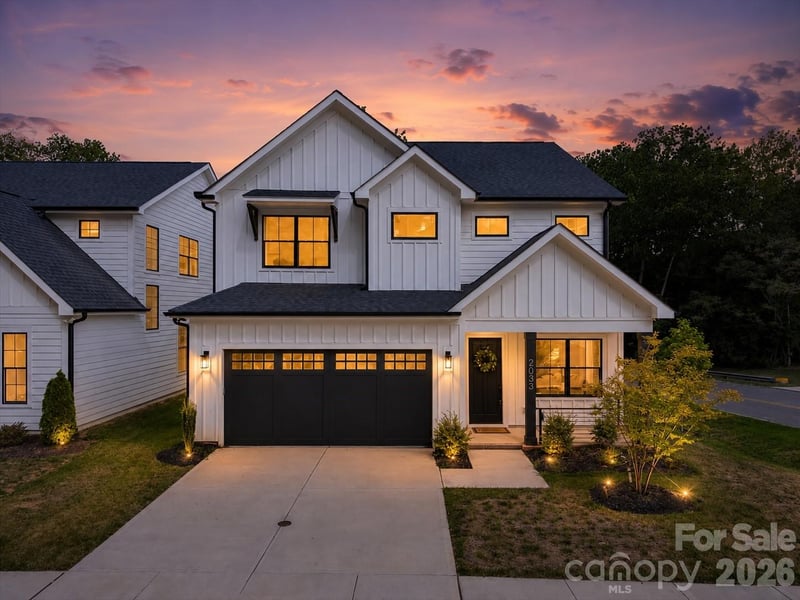2033 South Street, Charlotte, NC - 4 beds, 3.5 baths, 2,858 sqft - $859,900
