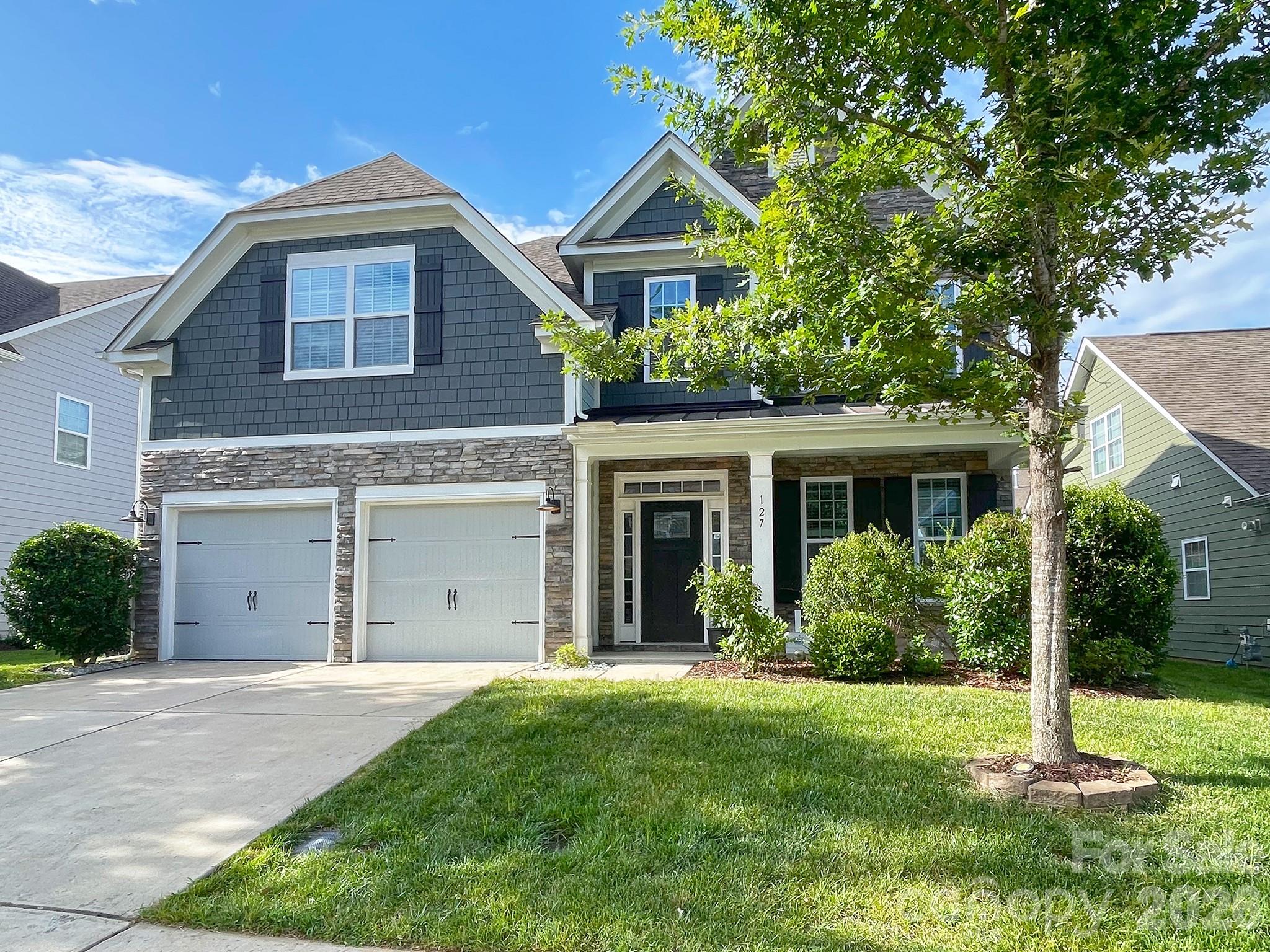 127 Tomahawk Drive, Mooresville, NC. property listing photo