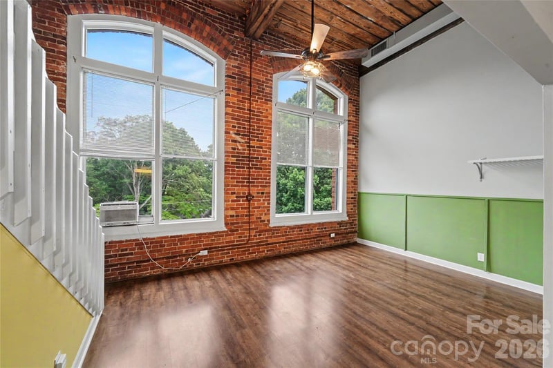 201 S Hoskins Road Apt 316, Charlotte, NC - 2 beds, 1 bath, 854 sqft - $157,000