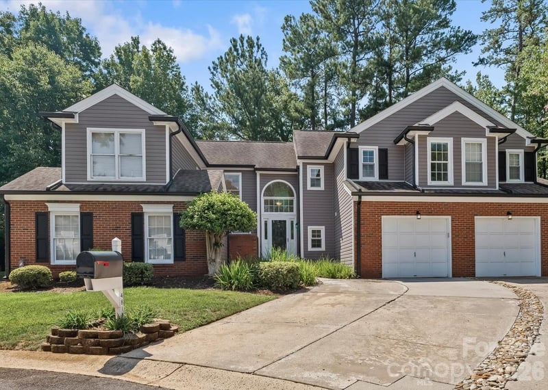 4818 Whistling Oak Court, Charlotte, NC - 2 beds, 2.5 baths, 1,425 sqft - $275,000