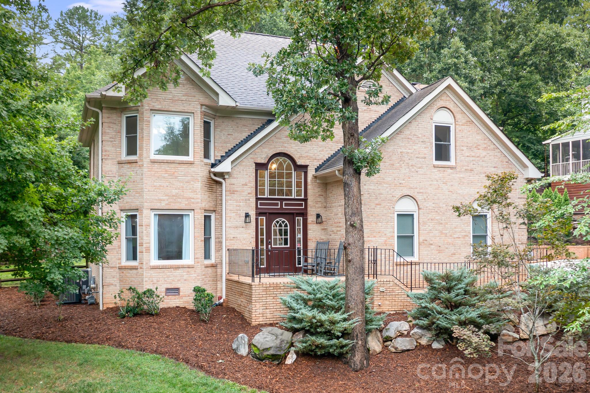 7048 Mariners Court, Tega Cay, SC. property listing photo