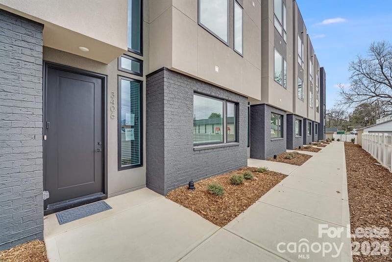 1213 E 36th Street, Charlotte, NC - 4 beds, 3.5 baths, 1,908 sqft - $3,700